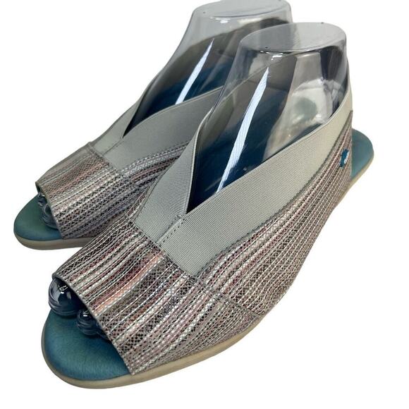 Cloud CALIBER Women's Sling Back Comfort Sandals Cream/Pink/Maroon Size 37 - Picture 1 of 9
